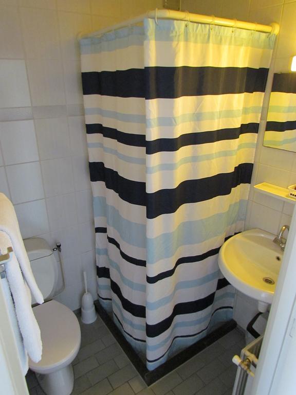 Hotel Cafe Woud Ден Хелдер Стая снимка