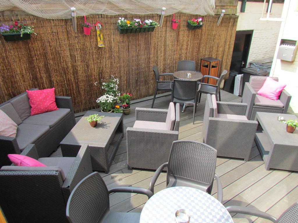 Hotel Cafe Woud Ден Хелдер Екстериор снимка